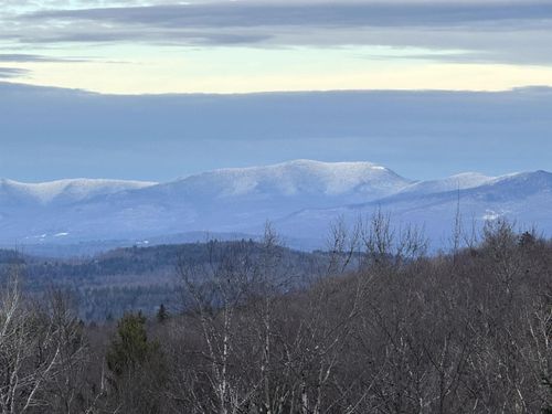 1 Agassiz St, Bethlehem, NH, 03574-4837 | Card Image