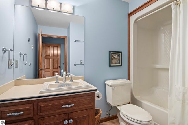 4173 Dornoch Ct, House other with 6 bedrooms, 4 bathrooms and null parking in Williamsburg MI | Image 22