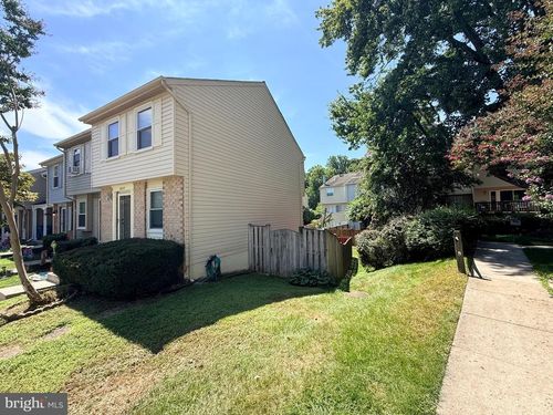 8577 Blackfoot Ct, LORTON, VA, 22079-3043 | Card Image