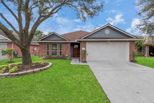 3523 Colleen Woods Cir, Houston, TX, 77080-1803 | Card Image