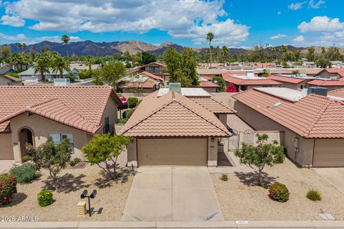 11624 S Papago Cir, Phoenix, AZ, 85044-2312 | Card Image
