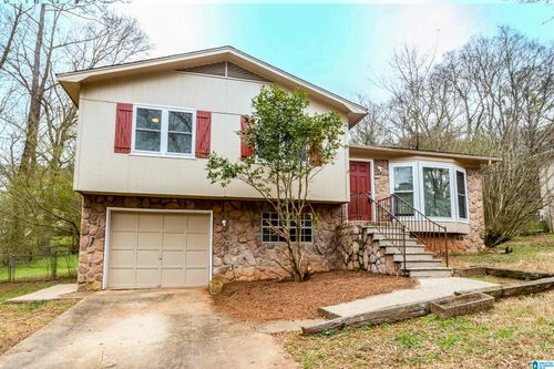 5849 Janet Dr, Trussville, AL, 35173-1711 | Card Image