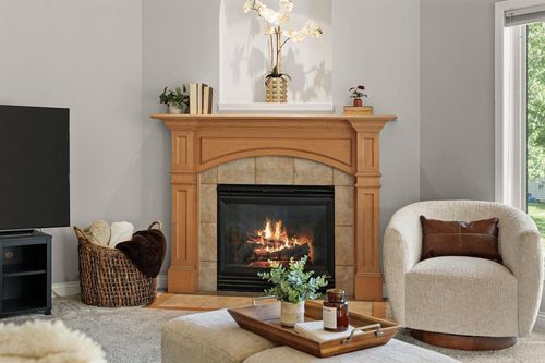 913 Countryside Xing, Waunakee, WI, 53597-2814 | Card Image