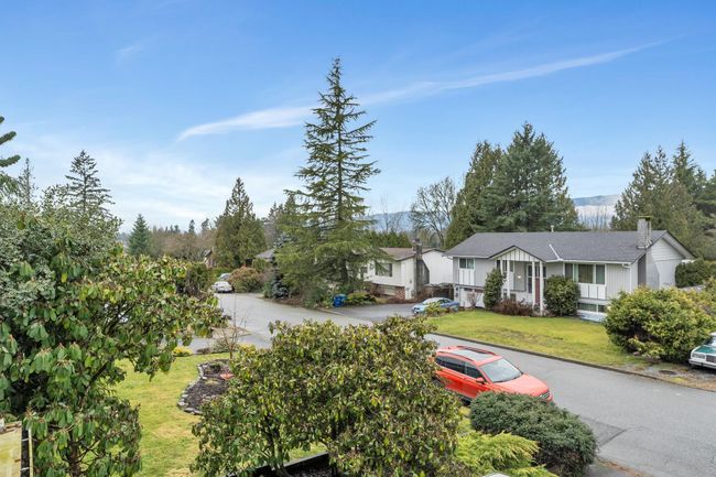 22756 Reid Avenue, House other with 5 bedrooms, 2 bathrooms and 6 parking in Maple Ridge BC | Image 40