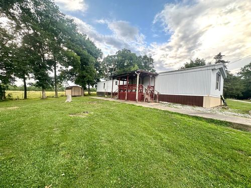 1011 Ridgeway Dr, Keytesville, MO, 65261-2122 | Card Image