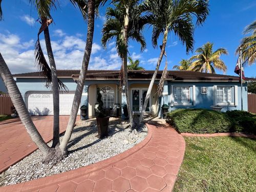 15201 Sw 177th Ter, Miami, FL, 33187-6795 | Card Image