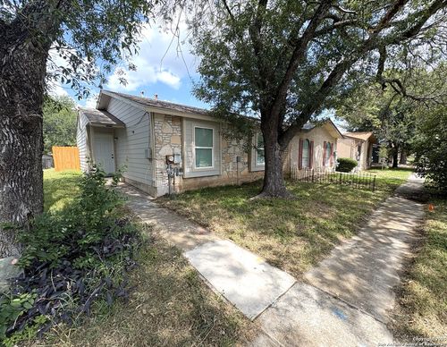 1215 Klondike St, San Antonio, TX, 78245-1508 | Card Image