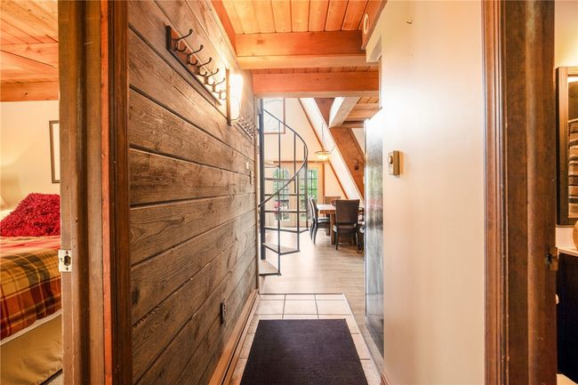 439 Zermatt Dr, House other with 3 bedrooms, 2 bathrooms and null parking in Boswell PA | Image 8