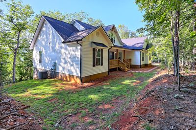 219 Horseshoe Lane, Home with 3 bedrooms, 2 bathrooms and 2 parking in Blairsville GA | Image 3