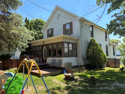 722 Washington St, Meadville, PA, 16335-2127 | Card Image