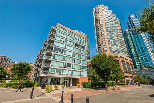 apt-812-25 Hudson St, Jersey City, NJ, 07302-7510 | Card Image