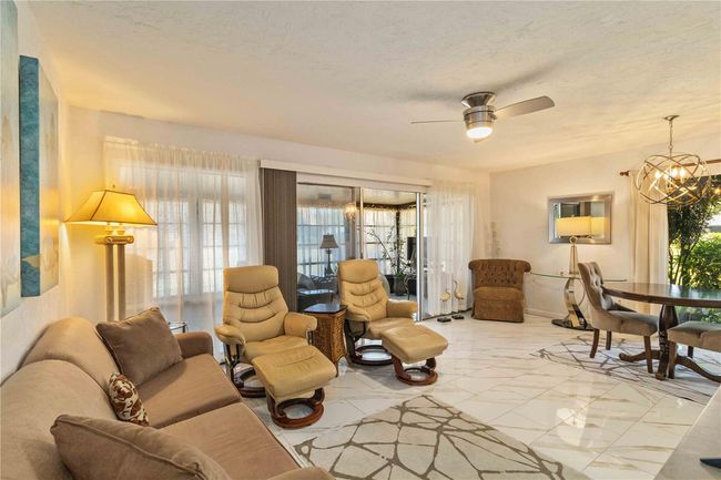 57 - 672 White Pine Tree Rd, Condo with 2 bedrooms, 2 bathrooms and null parking in VENICE FL | Image 5
