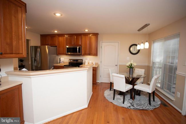 5900 Pinto Pl, House other with 4 bedrooms, 3 bathrooms and null parking in HUGHESVILLE MD | Image 4