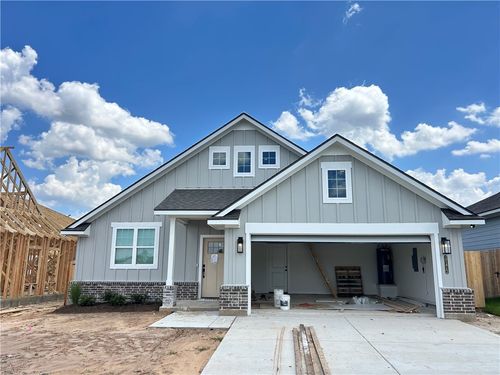 3172 Margaret Rudder Pkwy, Bryan, TX, 77808-1567 | Card Image
