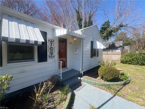 3053 Tree Chop Rd, Norfolk, VA, 23513-3727 | Card Image