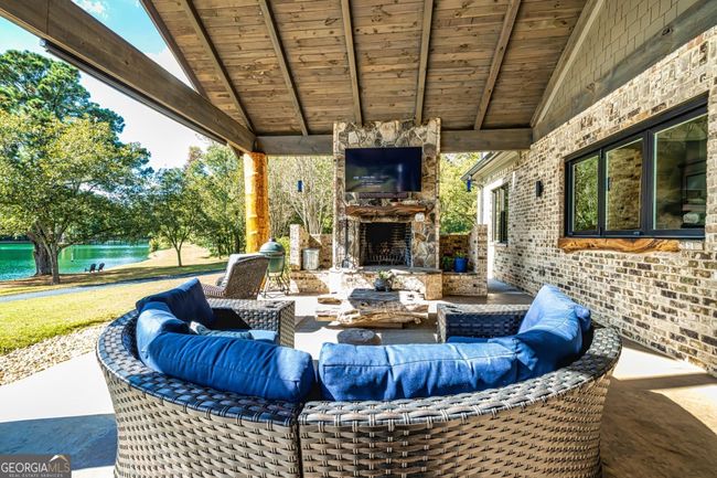 2066 Drew Allen Rd, House other with 4 bedrooms, 3 bathrooms and 3 parking in Williamson GA | Image 15