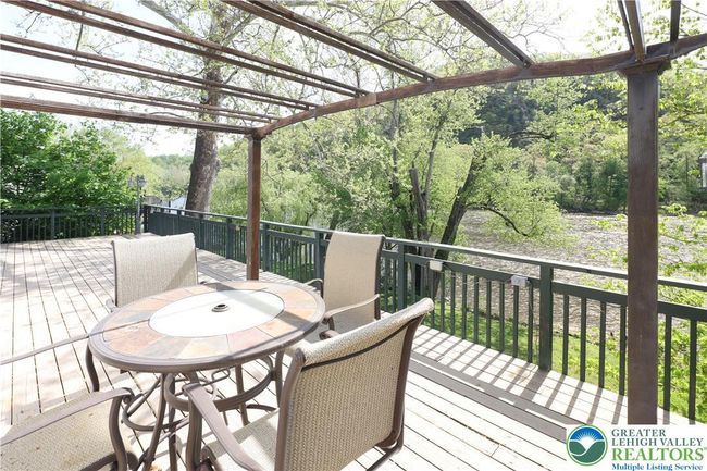 Deck | Image 5