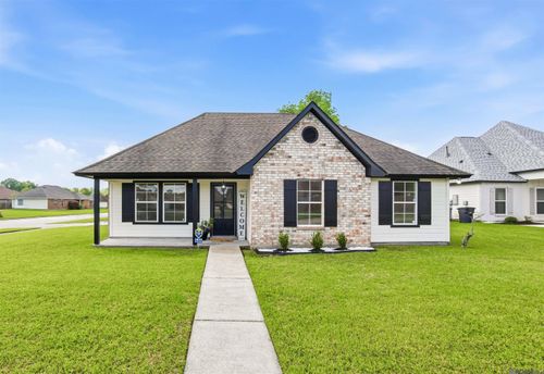 3805 Linstrom Dr, Baton Rouge, LA, 70814-7635 | Card Image