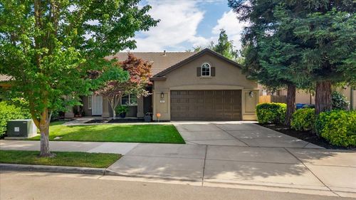 1672 Moonbeam Way, Turlock, CA, 95382 | Card Image