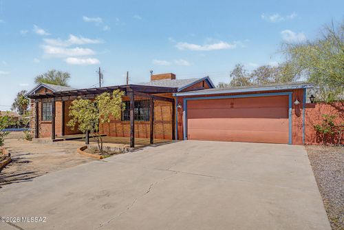 2115 N 3rd Ave, Tucson, AZ, 85705-5752 | Card Image