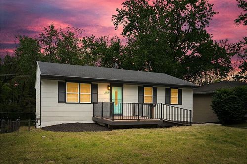 5308 Ne 59th Ter, Kansas City, MO, 64119-2418 | Card Image