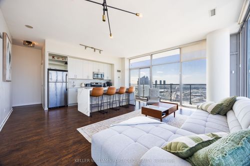 3410-105 The Queensway, Toronto, ON, M6S5B5 | Card Image