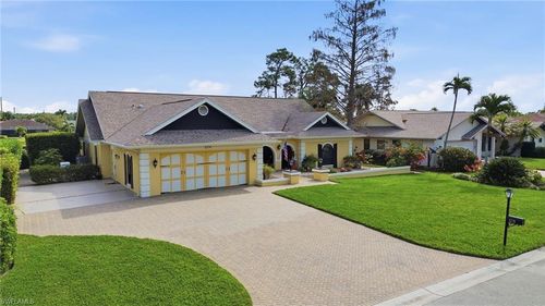 2274 Queens Way, NAPLES, FL, 34112-5424 | Card Image