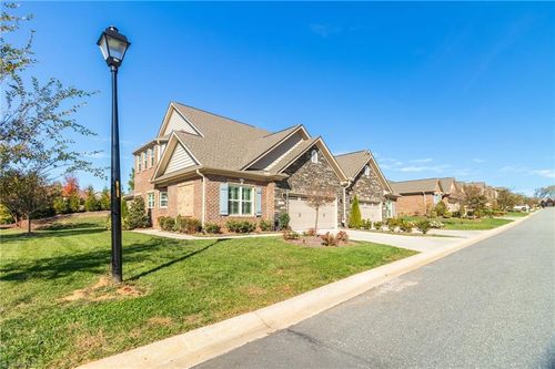 1901 Friedberg Village Dr, Winston-Salem, NC, 27127-9874 | Card Image