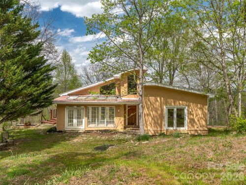 76 Raven Rock Ln, Marshall, NC, 28753-8831 | Card Image