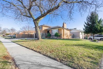 1 Summerfield Cres, House other with 4 bedrooms, 2 bathrooms and 6 parking in Etobicoke ON | Image 3