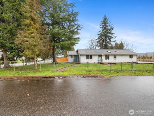 5827 145th St Ne, Marysville, WA, 98271-9222 | Card Image