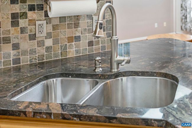 1165 Courtyard Dr, House other with 3 bedrooms, 2 bathrooms and null parking in CHARLOTTESVILLE VA | Image 18