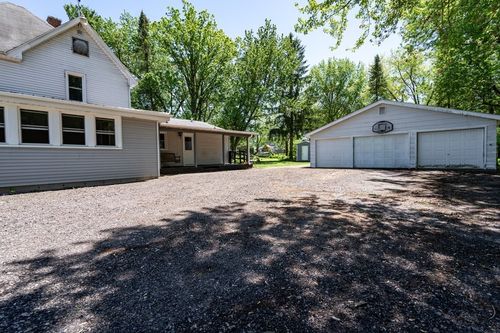 334 E 2nd Ave, Stanley, WI, 54768-1212 | Card Image