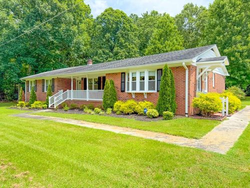 2580 Sandy Ln, Victoria, VA, 23974-9791 | Card Image