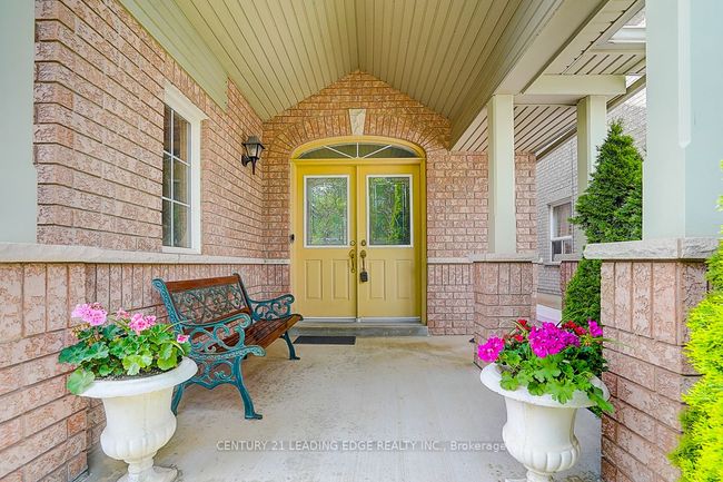 96 Tuscana Blvd, House other with 4 bedrooms, 3 bathrooms and 4 parking in Concord ON | Image 6