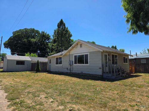 318 6th St, Wilder, ID, 83676-6026 | Card Image