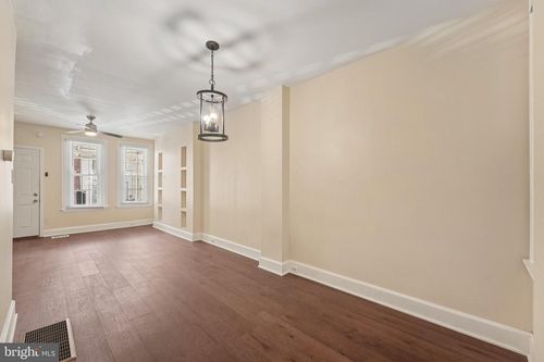 637 Kohn St, NORRISTOWN, PA, 19401-3753 | Card Image