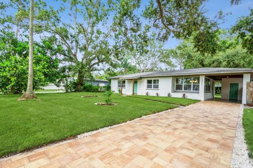 1747 Santa Anna Dr, DUNEDIN, FL, 34698-3724 | Card Image