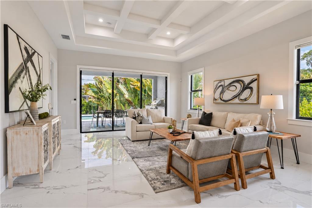 Residential in NAPLES