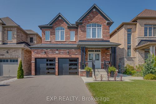 56 Lewis Ave, Bradford, ON, L3Z0X2 | Card Image