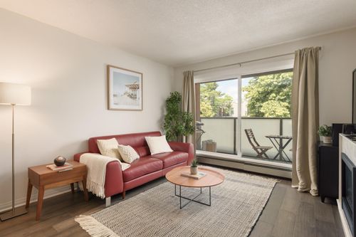 306-570 E 8th Ave, Vancouver, BC, V5T1S8 | Card Image
