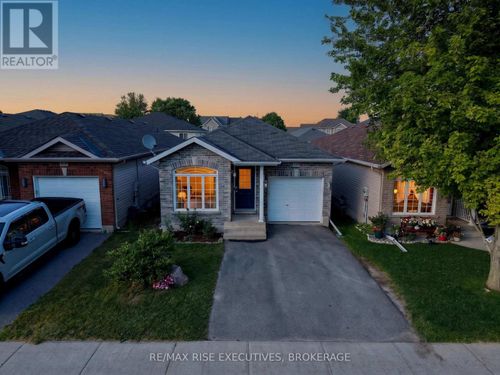 2030 Swanfield St, Kingston, ON, K7M0A7 | Card Image