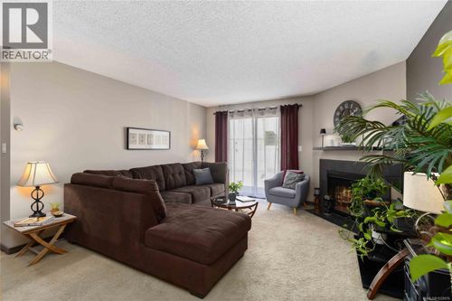 314-3255 Glasgow Avenue, Saanich, BC, V8X4S4 | Card Image