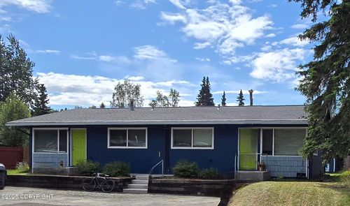 634 W 18th Ave, Anchorage, AK, 99503-1825 | Card Image
