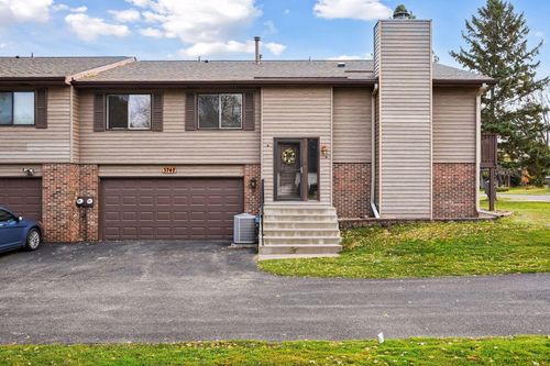 3742 Gershwin Ave N, Oakdale, MN, 55128-3006 | Card Image