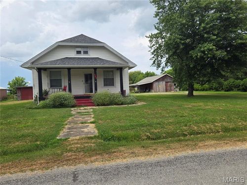 161 W Locust St, Hoyleton, IL, 62803-2043 | Card Image