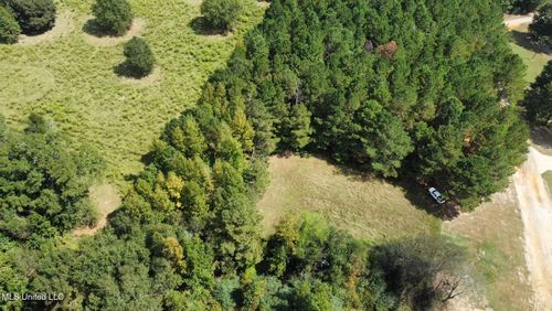 624 Caraway Rd, Hickory, MS, 39332-3199 | Card Image