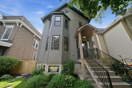 2106 N Campbell Ave, Chicago, IL, 60647-4102 | Card Image