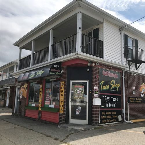 877 Central Ave, Pawtucket, RI, 02861-2221 | Card Image