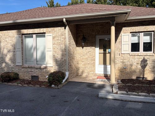 4-176 S Austin Springs Rd, Johnson City, TN, 37601-3186 | Card Image